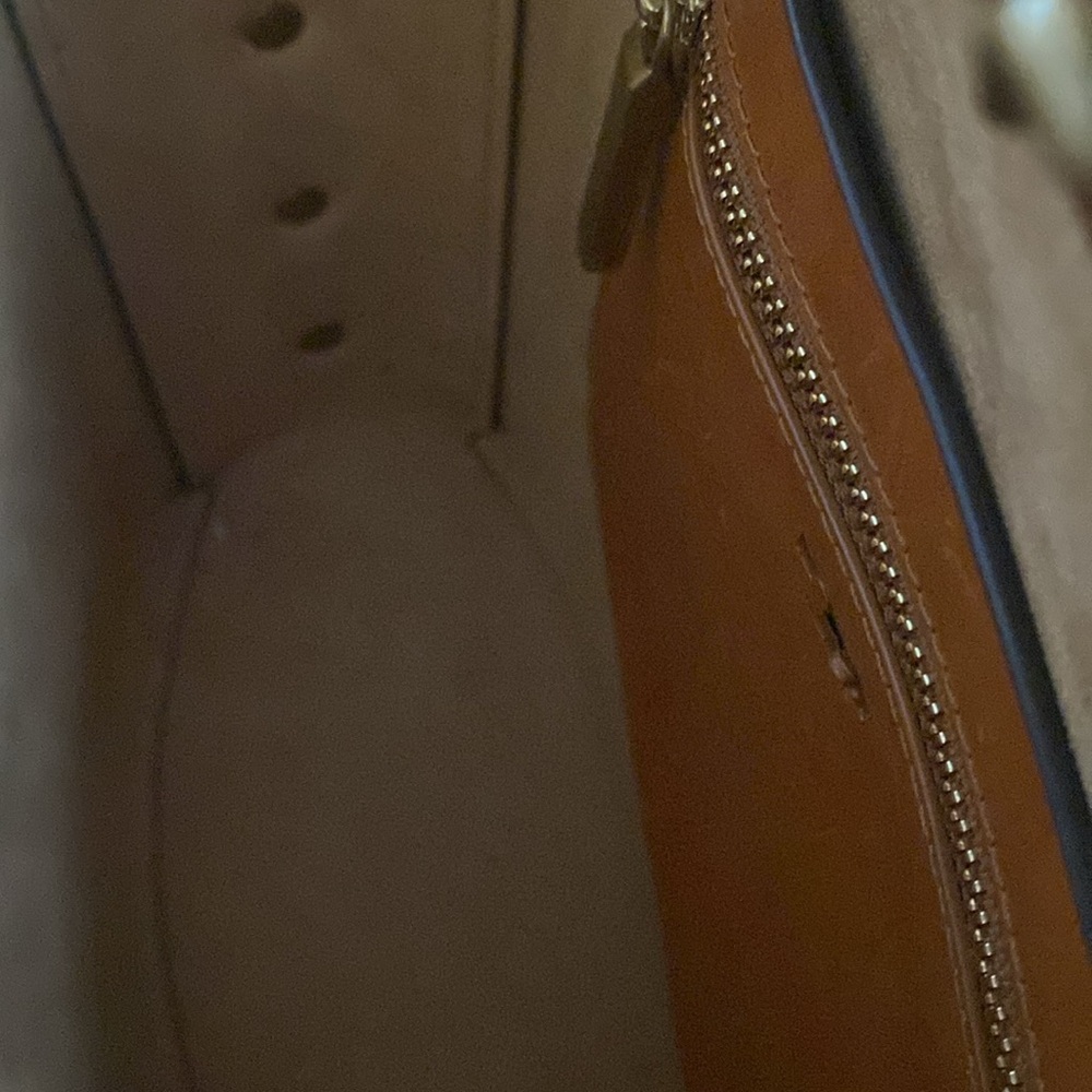 Tory Burch brown tote bag: shoulder bag - Picture 14 of 16